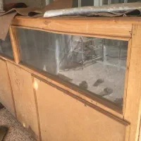 میز چوبی پیشخوان