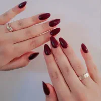ناخن کار|خدمات آرایشگری و زیبایی|اشکذر, |دیوار