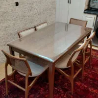 میز ناهار خوری