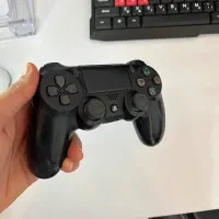 دسته اصلی و اورجینال ps4 زیر قیمت