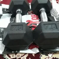 یک جفت دمبل شش ضلعی ۷/۵