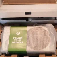 xbox series S کاملا تمیز و سالم