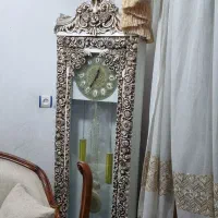 بوفه و ساعت شیک و تمییز