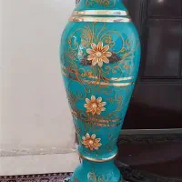 گلدان بزرگ ابی فیروزه‌ای