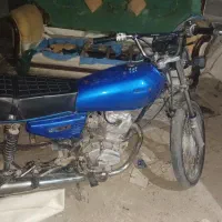 متور ۱۲۵ هونداپارکینگی