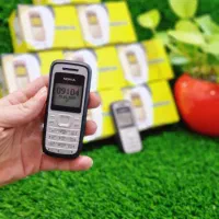 ساده گوشی آکبندتک سیم مخاطب شکلک دار برای سالمندان