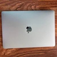MacBook Pro M2