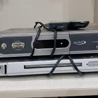 یک عدد گیرنده دیجیتال و یک دستگاه دی وی دی پلیر