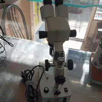لوپ (میکروسکوپ) دو چشمی صا ایران با لنز آلمانی .