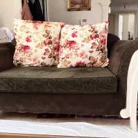 مبل راحتی هفت نفره به همراه میز وسط و عسلی