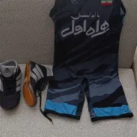 دوبنده و کفش کشتی