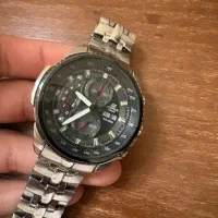 ساعت edifice casio طرح لبخند