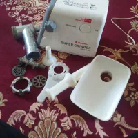 چرخ گوشت نانیوا در حد نو