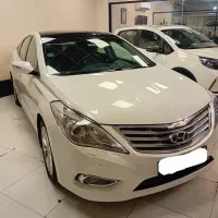 آزرا گرنجور مدل۲۰۱۳