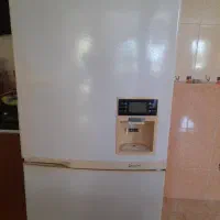 یخچال فریزراسنوا