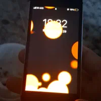 آیفون se2016 64g