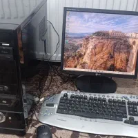 یک دستگاه رایانه کامل به روز شده