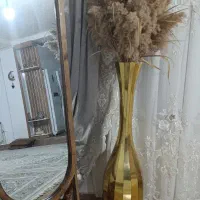 گلدان با گل