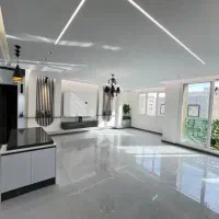 ۶۱متر۲خواب/پارکینگ سندی/غرق نور/مشاعات تمیز