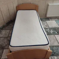 تخت یک نفره