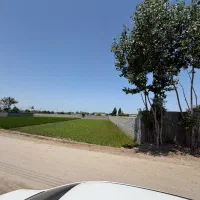 زمین شمال بر خیابان لوکیشن عالی