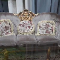 مبل سلطنتی و گل میز