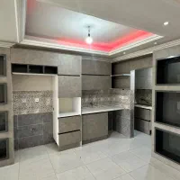 آپارتمان 100متری آسانسور دار طبقه دوم