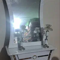 آینه کنسول و شمعدان