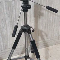 سه پایه دوربین عکاسی وفیلمبرداری