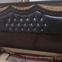 تاج تخت