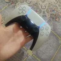 دسته ps5 سالم درحد نو بدون مشکل با جعبه