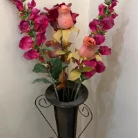 گل و گلدان