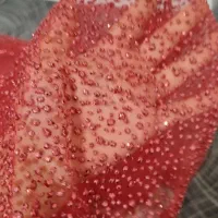 پارچه تور آدامسی رنگ قرمز