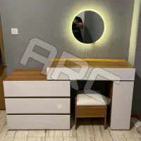 میز ارایش و دراور مدرن آینه و پاف