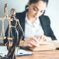وکیل پایه یک دادگستری کانون وکلا