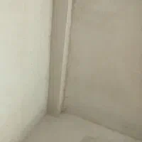 بنا و کارگر  گچکاری