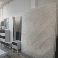 تشک دونفره طبی فنری پایتختی و میز آرایش نیمکت پافی