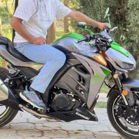 کاوازاکی z1000.هانی.۳۰۰سی سی موتورسنگین