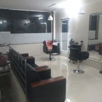 اجاره واحد تجاری بالای همکف ۳۰متری فاز چهار شمالی