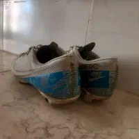 کفش فوتبالی استوک دار