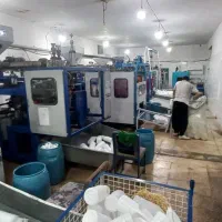 کارگر  اپراتور  دستگاه بادی