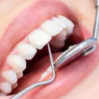 استخدام دستیار دندانپزشکی