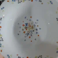 سرویس غذا خوری ۱۲ نفره نو کاملا سالم