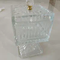 تعدادی ظروف آکبند