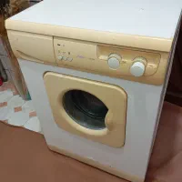 لباسشویی ابسال خشک کن دارد
