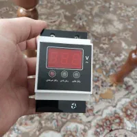 محافظ ولتاژ تابلویی