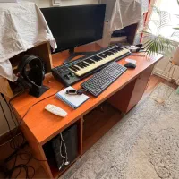 فروش میز کامپیوتر تمیز و با نو فرقی نمیکنه