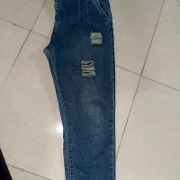 شلوار مام استایل سایز ۳۴ و کاپشن بچگانه