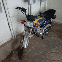 موتورسیکلت کبیر ۲۰۰