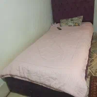تخت یکنفره کارکرده باتشک